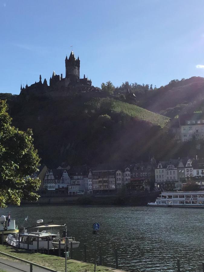 Attraktive Wohnung-Elztalidyll-Zwischen Mosel,Nuerburgring Und Burg Eltz Kollig Экстерьер фото