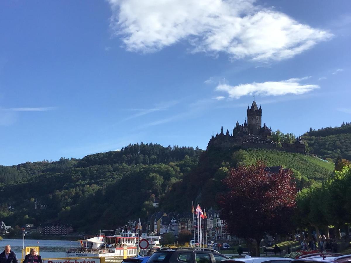 Attraktive Wohnung-Elztalidyll-Zwischen Mosel,Nuerburgring Und Burg Eltz Kollig Экстерьер фото