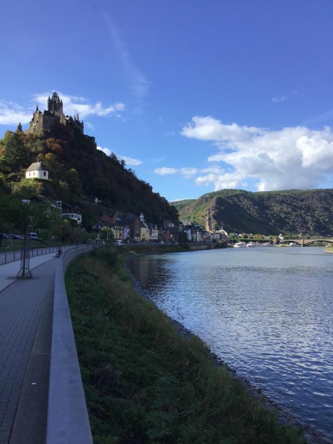 Attraktive Wohnung-Elztalidyll-Zwischen Mosel,Nuerburgring Und Burg Eltz Kollig Экстерьер фото