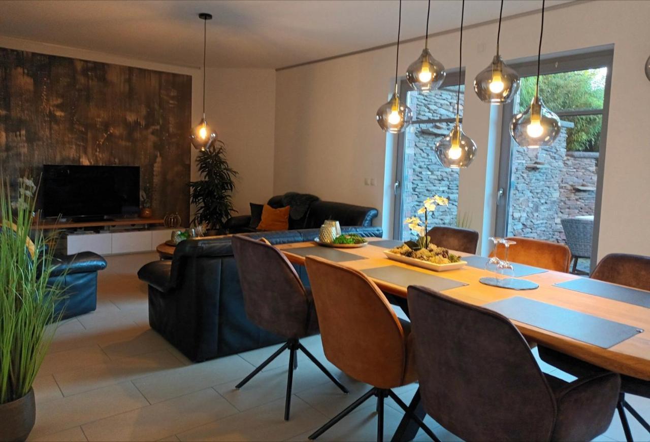 Attraktive Wohnung-Elztalidyll-Zwischen Mosel,Nuerburgring Und Burg Eltz Kollig Экстерьер фото